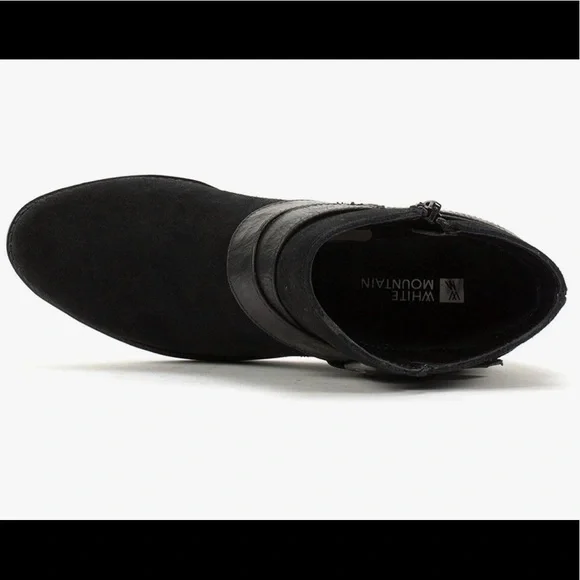 White Mountain Booties NWOB HP! 🥳 - Picture 2 of 7